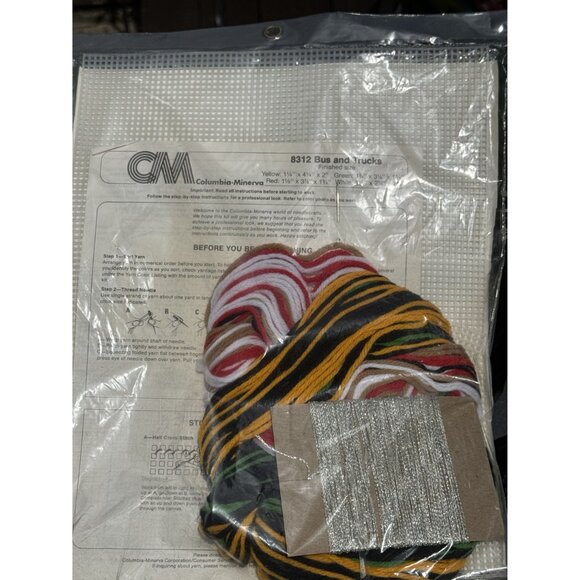 Columbia-Minerva Needlepoint Christmas Idea Kit Bus And Truck Vintage NIP - Picture 3 of 9
